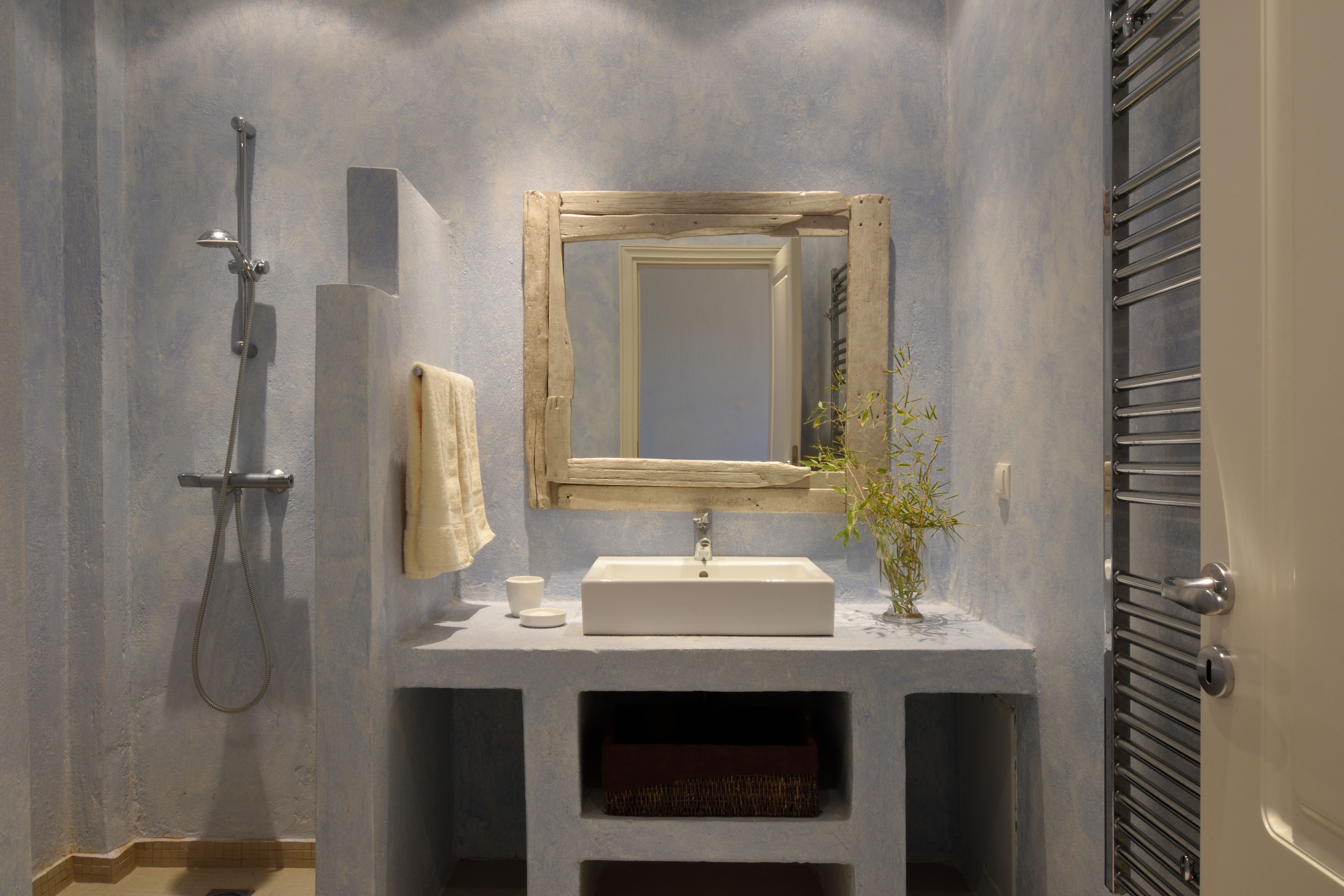 The ground-floor double suite’s shower room